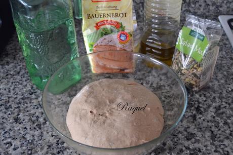 Pan Integral con Pipas y Piñones Pan Integral con Pipas y Piñones