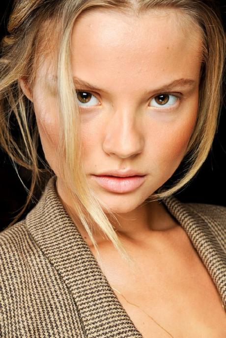 ¿BRONCEADA EN OTOÑO? ¡ES POSIBLE! LRG_Magazine_-_Bronceada_en_otoño_-_3