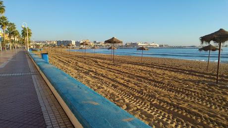 Melilla-playa-Octubre-bloguera-veroño-calorazo-ydeverdadtienestres