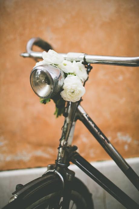 Un Reportaje Fotográfico en Solitario. Un Reportaje Fotográfico en Solitario.