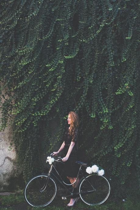 Un Reportaje Fotográfico en Solitario. Un Reportaje Fotográfico en Solitario.