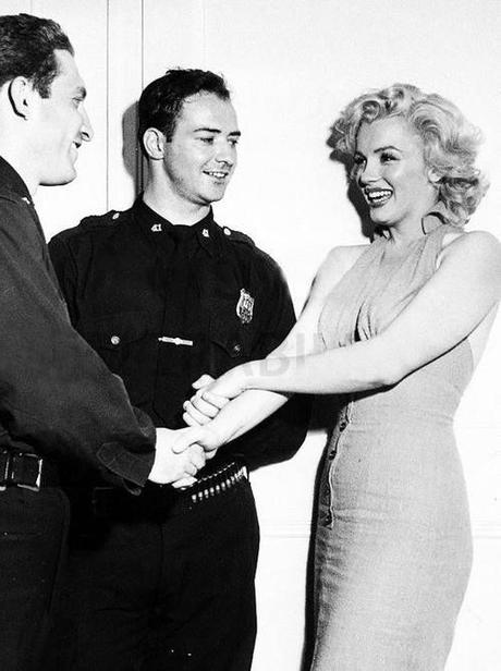 ¡Sonríe es viernes con Marilyn! ¡Sonríe es viernes con Marilyn!