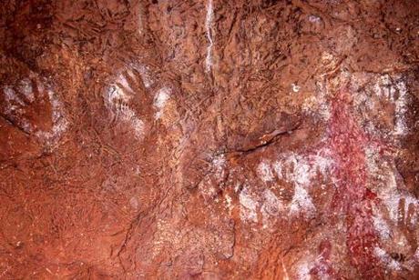 LOS WANDJINAS Handprints at Tunnel Creek, Western Australia.