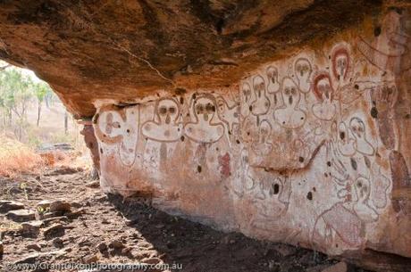 LOS WANDJINAS AUSTRALIA, Western Australia, West Kimberley. Wandjina (creator beings), rock art style painted during last 4000 years.
