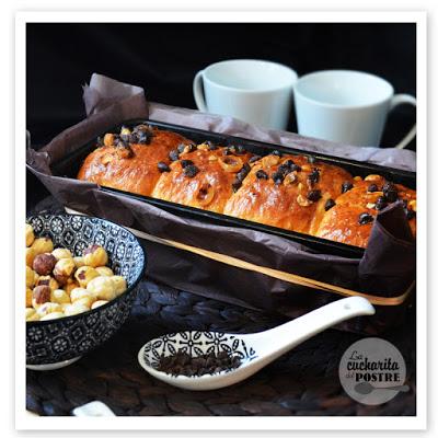 BRIOCHE DE CHOCOLATE Y AVELLANAS / HAZELNUT AND CHOCOLATE BRIOCHE BRIOCHE DE CHOCOLATE Y AVELLANAS / HAZELNUT AND CHOCOLATE BRIOCHE