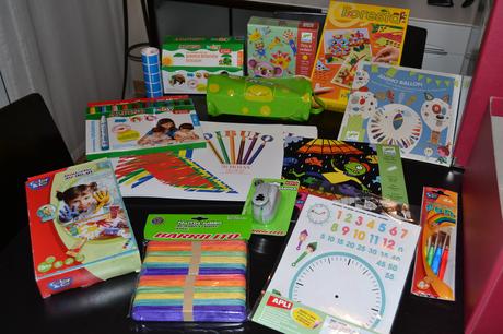 Ideas de regalo: Caja de manualidades para niños Ideas de regalo: Caja de manualidades para niños