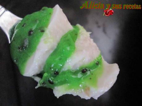 FLANES DE GUAYABA Y COCO (CON CREMA DE KIWI) FLANES DE GUAYABA Y COCO (CON CREMA DE KIWI)