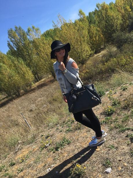 Metallic silver shoes Metallic silver shoes