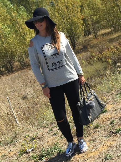 Metallic silver shoes Metallic silver shoes