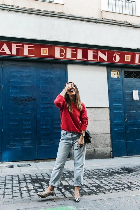 Pink_Sweater-LEvis_Vintage-Snake_Shoes-Chanel_Bag-Casual_Look-Outfit-Street_Style-Collage_Vintage-9