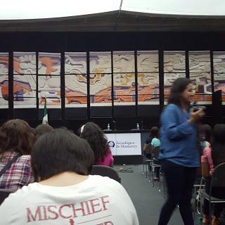 Experiencia: Laini Taylor en FIL MTY Experiencia: Laini Taylor en FIL MTY