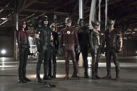 Imagen promocional del crossover entre #TheFlash, #Arrow y #LegendsOfTomorrow