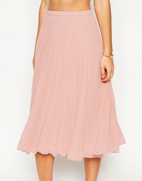 Una de las tendencias de la temporada: La falda plisada Una de las tendencias de la temporada: La falda plisada