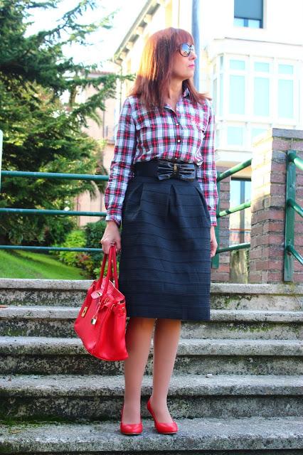 MIS LOOKS - FALDA MIDI NEGRA MIS LOOKS - FALDA MIDI NEGRA