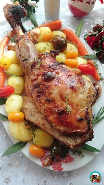 Pierna de cordero a las finas hierbas Pierna de cordero a las finas hierbas