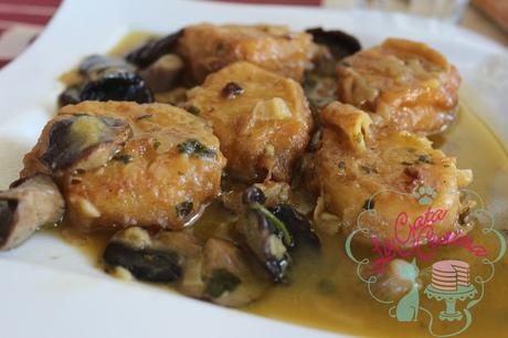 PATATAS A LA IMPORTANCIA CON SETAS DE CARDO PATATAS A LA IMPORTANCIA CON SETAS DE CARDO