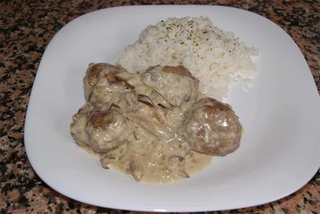 albóndigas con setas albóndigas con setas