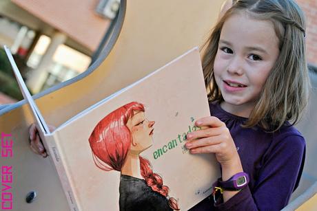 Reseña de 'Encantadas', de David Aceituno y Esther Gili. Reseña de 'Encantadas', de David Aceituno y Esther Gili.