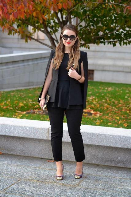 Arrasan las chaquetas capas. Dña. Letizia ya tiene la suya y es de Zara cape blazer street style 1