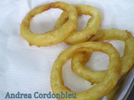 AROS DE CEBOLLAS FRITOS. GUARNICIÓN SIMPLE. RECETA VEGANA.