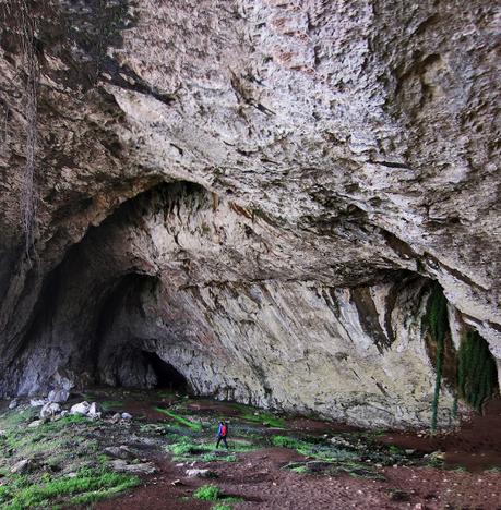 CUETO AGERO, FONTANILLA Y CUEVA CILOÑA CUETO AGERO, FONTANILLA Y CUEVA CILOÑA