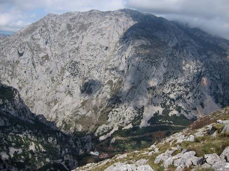 CUETO AGERO, FONTANILLA Y CUEVA CILOÑA CUETO AGERO, FONTANILLA Y CUEVA CILOÑA