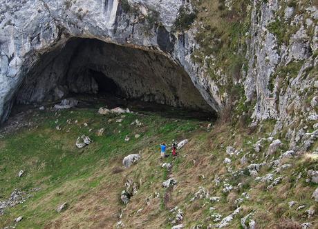 CUETO AGERO, FONTANILLA Y CUEVA CILOÑA CUETO AGERO, FONTANILLA Y CUEVA CILOÑA
