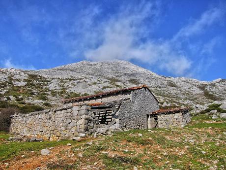 CUETO AGERO, FONTANILLA Y CUEVA CILOÑA CUETO AGERO, FONTANILLA Y CUEVA CILOÑA