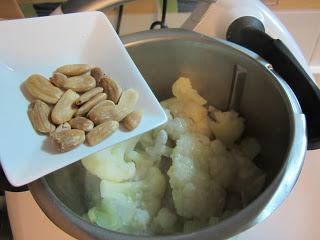 CREMA DE COLIFLOR, LECHE DE COCO Y ALMENDRAS CON ORGANIZADOS.ES