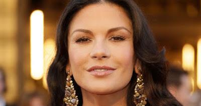 Zeta-Jones y Douglas, celebran 15 años juntos