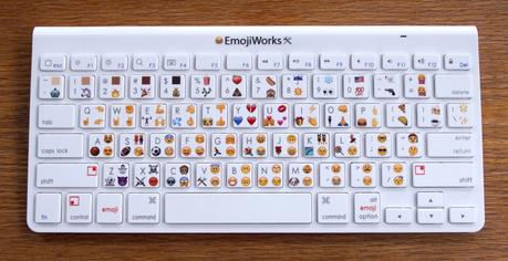 Teclado Emoji Pro Maria en la red