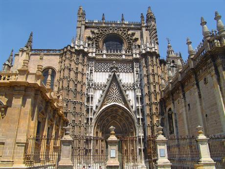 Pintando  sobre la Catedral