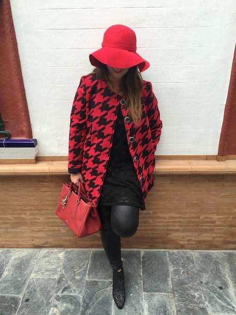 Red houndstooth