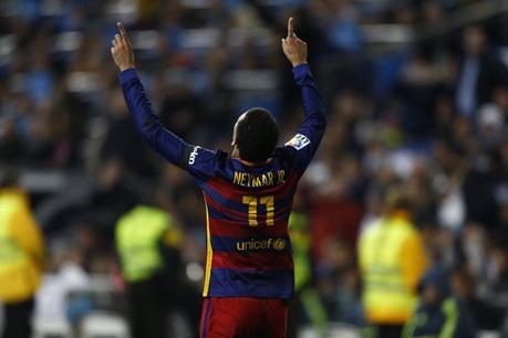 Andrés Iniesta, ovación en el Bernabéu Andrés Iniesta, ovación en el Bernabéu