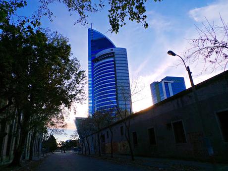 Una ruta por el Montevideo menos turístico: Palacio Legislativo, Torre Antel, MAM y Barrio Reus