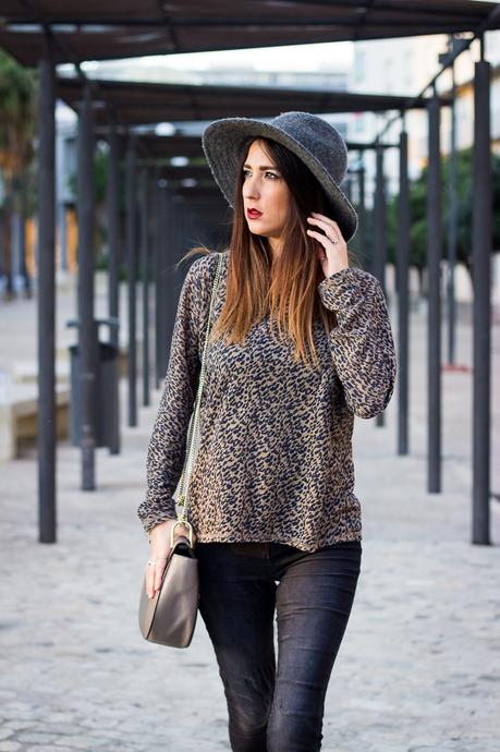 autumn animal print