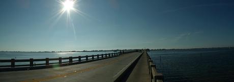 Hacia Holmes Beach desde Perico Island