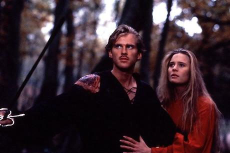 Películas que no son navideñas pero que siempre vemos en Navidad pantano de fuego