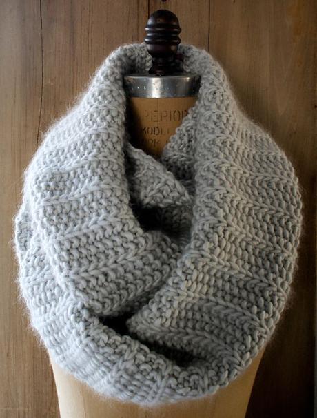KNIT INSPIRATION: BUFANDAS Y CUELLOS 92c748a2f92abde60ca5c669bd6d8a92