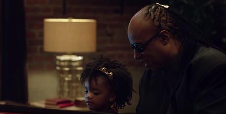 Apple estrena su anuncio navideño protagonizado por Stevie Wonder