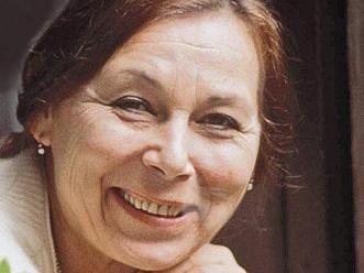“Quien así te ama”, de Edith Bruck. Superviviente del Holocausto y de la vida edith-bruck