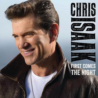Chris Isaak tiene nuevo disco y se titula First comes the night.
