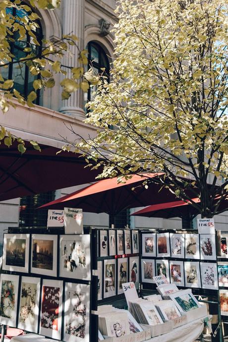 Museum Mile Museum_Mile-Faux_Fur_Jacket-Guess_Jeans-Sneakers-Outfit-Street_Style-NY_New_York-40