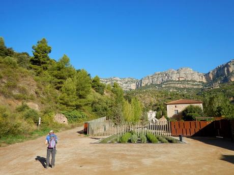 Ruta por el Montsant: Escaladei - grau de Salfores - Clot del Cirerer - La Morera del Montsant