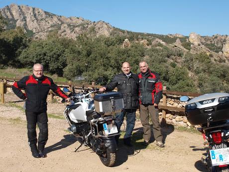 Ruta en moto desde Toledo hasta Guadalupe pasando por el estrecho de la Peña.