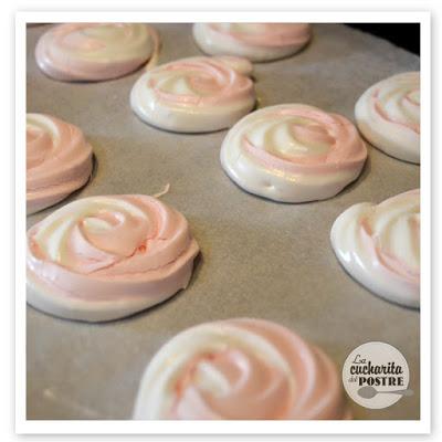 ROSAS DE MERENGUE / MERINGUE ROSES