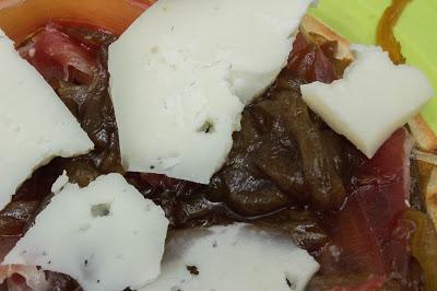 Tosta de cebolla caramelizada casera para asaltablog Tosta de cebolla caramelizada casera para asaltablog