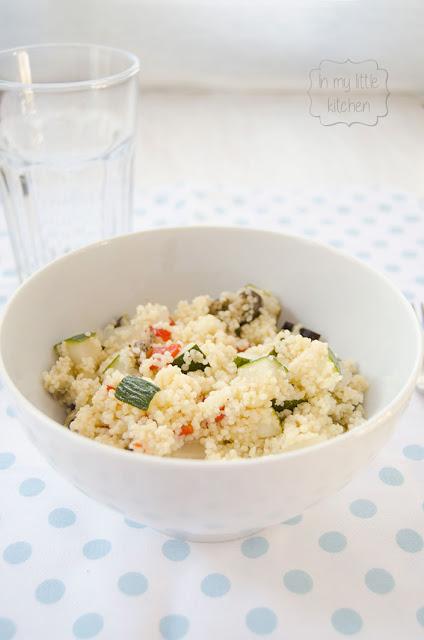El asaltablogs: Ensalada de cous cous con verduras asadas El asaltablogs: Ensalada de cous cous con verduras asadas