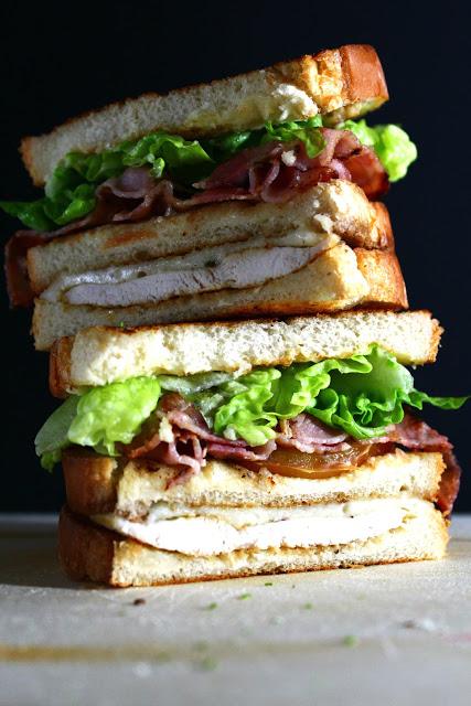 Sandwich Club [Reproduciendo a los clásicos en el #Asaltablogs]