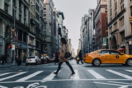 Manhattan-Beige_Cardigan_ASOS-Ripped_Jeans-Billabong_Tee-Superga_Sneakers-Outfit-StreetSTyle-Collage_Vintage-NY-68